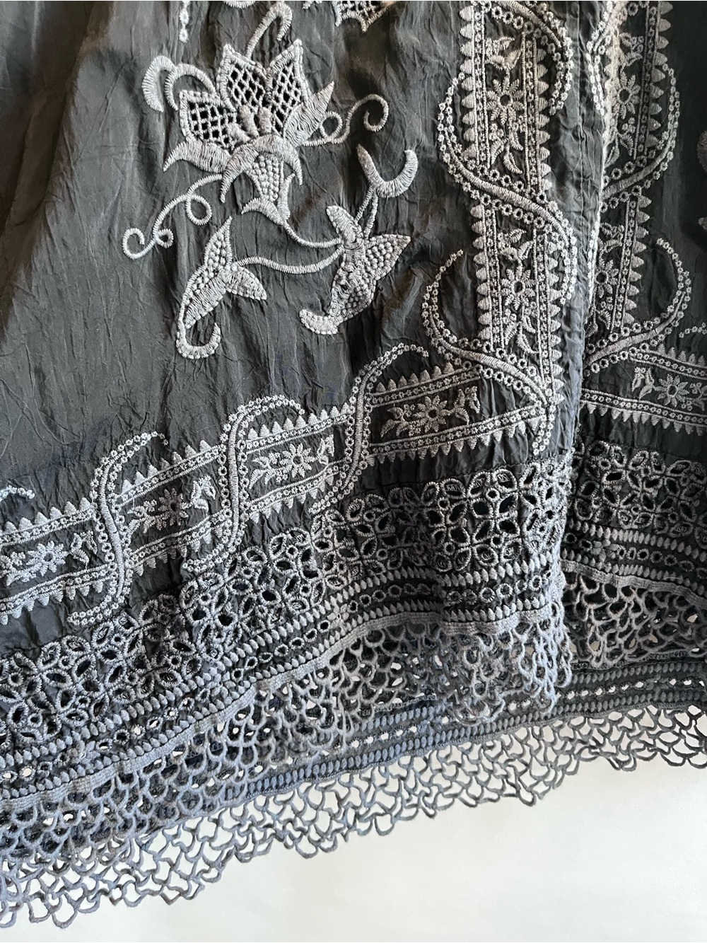 Johnny Was Black Embroidered Tunic Top Eyelet - Picture 5 of 11